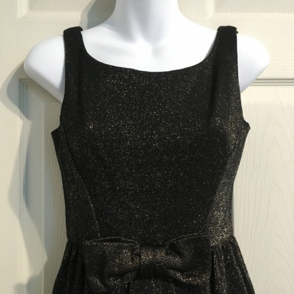 🥂✨ Sparkly Vintage Dress w Bow ✨ - Picture 4 of 12